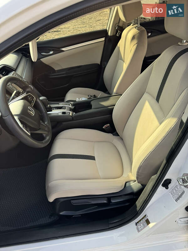 Седан Honda Civic 2016 в Виннице фото 11 Седан Honda Civic 2016 в Виннице