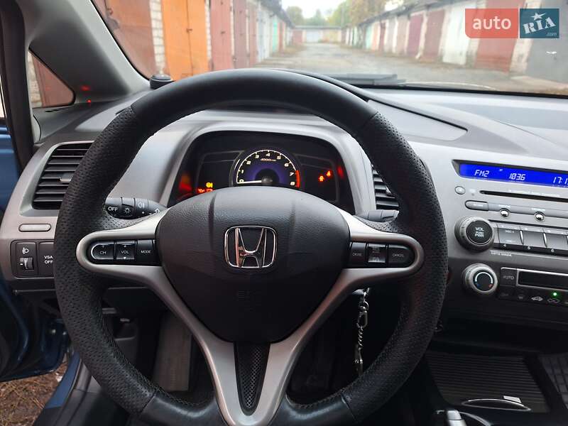Седан Honda Civic 2007 в Кривому Розі