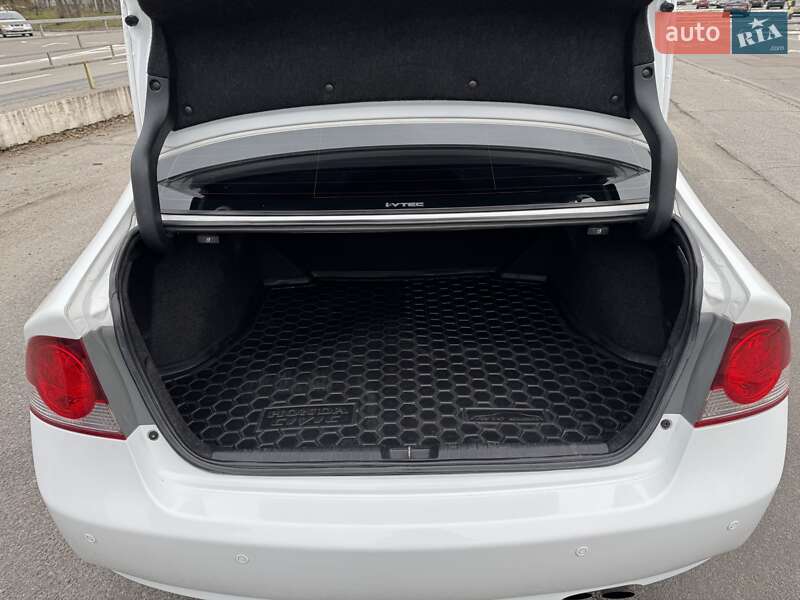 Седан Honda Civic 2008 в Киеве фото 35 Седан Honda Civic 2008 в Киеве