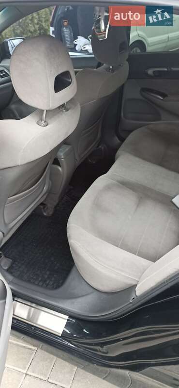 Седан Honda Civic 2007 в Дніпрі