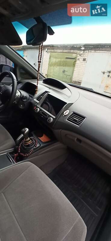Седан Honda Civic 2007 в Дніпрі