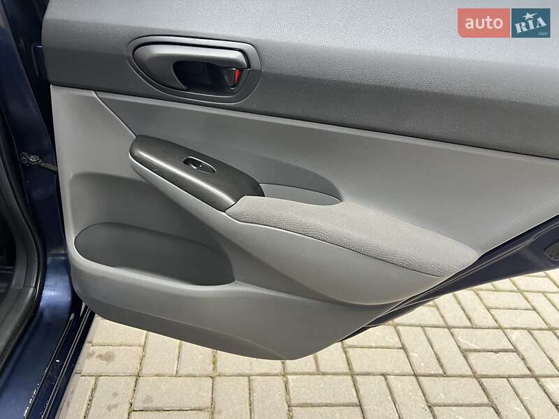 Седан Honda Civic 2007 в Києві фото 28 Седан Honda Civic 2007 в Києві