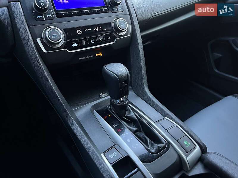 Седан Honda Civic 2017 в Киеве фото 29 Седан Honda Civic 2017 в Киеве