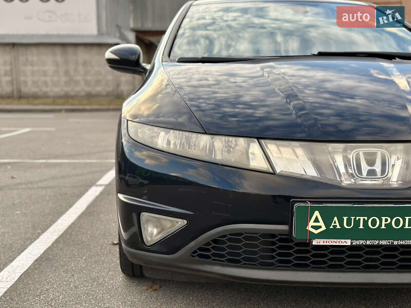 Хэтчбек Honda Civic 2008 в Киеве