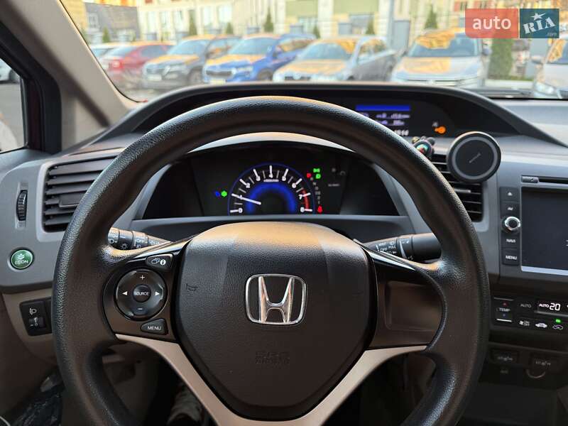 Седан Honda Civic 2013 в Киеве фото 19 Седан Honda Civic 2013 в Киеве