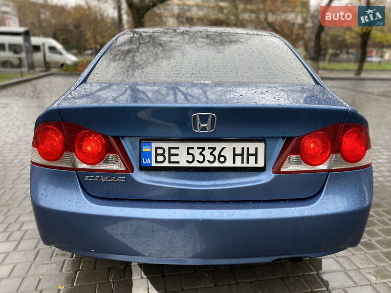 Седан Honda Civic 2006 в Николаеве