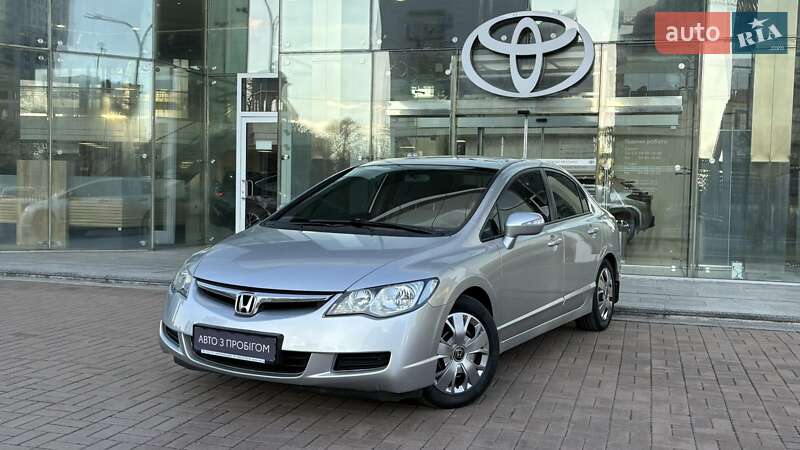 Седан Honda Civic 2008 в Киеве