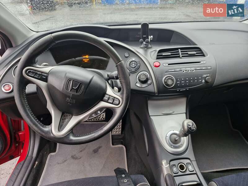 Хэтчбек Honda Civic 2007 в Николаеве фото 13 Хэтчбек Honda Civic 2007 в Николаеве