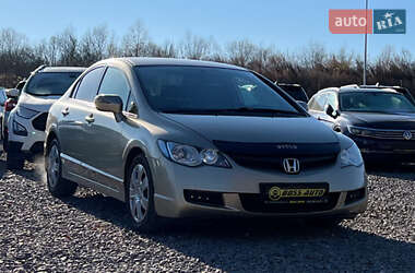 Седан Honda Civic 2008 в Львове