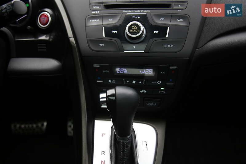 Хэтчбек Honda Civic 2012 в Харькове