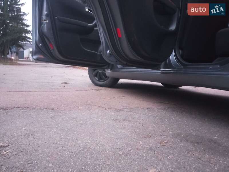 Хэтчбек Honda Civic 2004 в Ровно