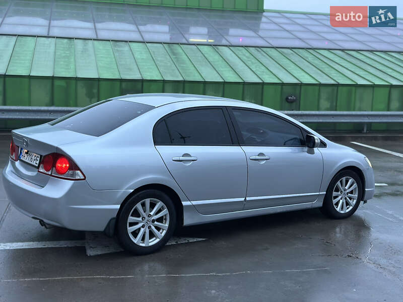 Седан Honda Civic 2008 в Киеве