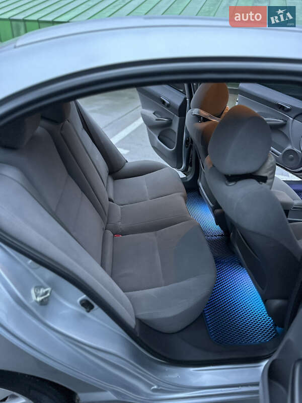 Седан Honda Civic 2008 в Киеве