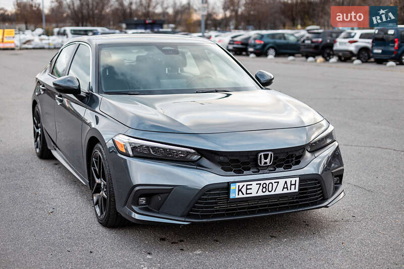 Хэтчбек Honda Civic 2022 в Днепре
