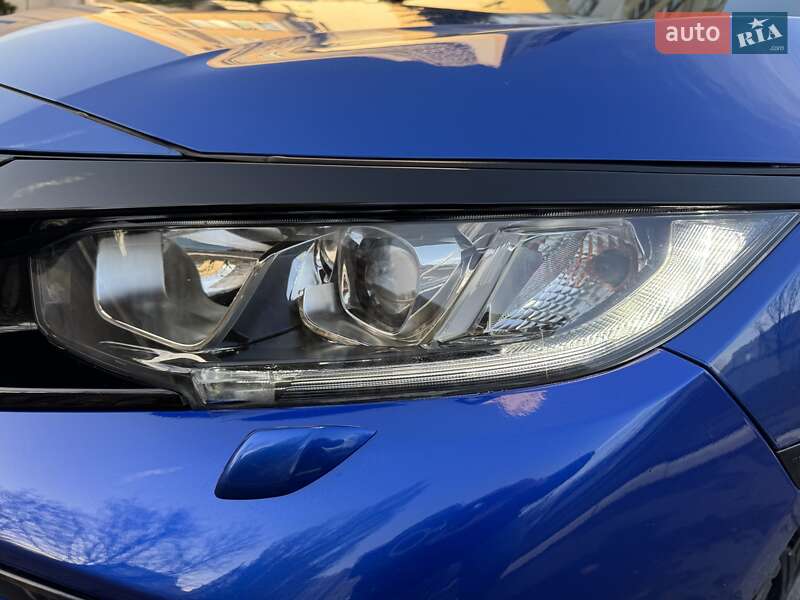 Хэтчбек Honda Civic 2018 в Харькове