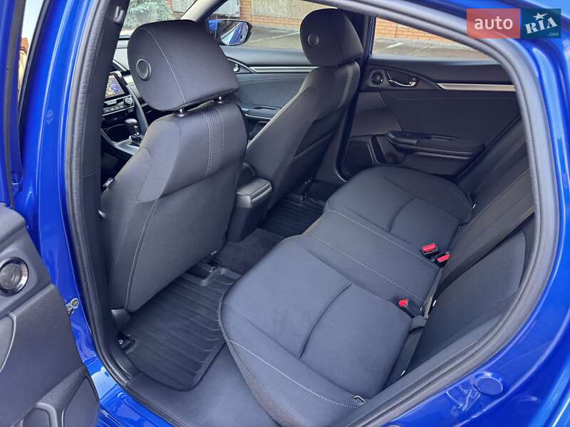 Хэтчбек Honda Civic 2018 в Харькове