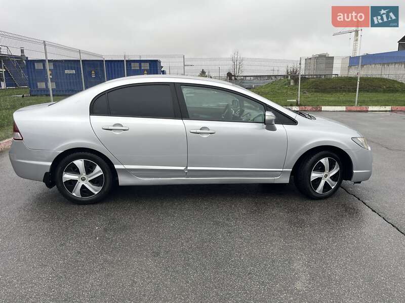 Седан Honda Civic 2008 в Виннице