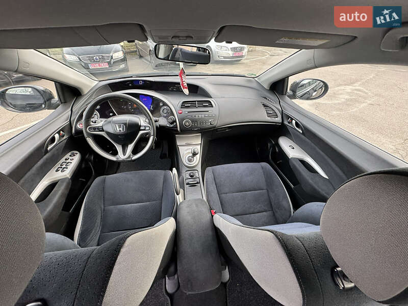 Хетчбек Honda Civic 2008 в Києві