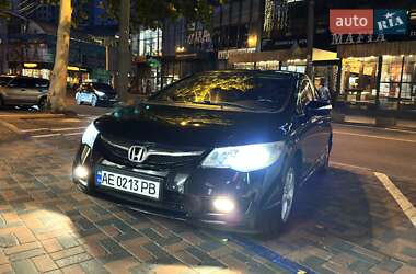 Седан Honda Civic 2010 в Днепре