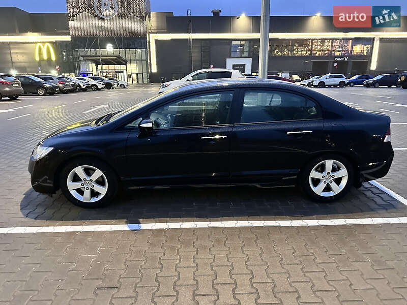 Седан Honda Civic 2008 в Киеве
