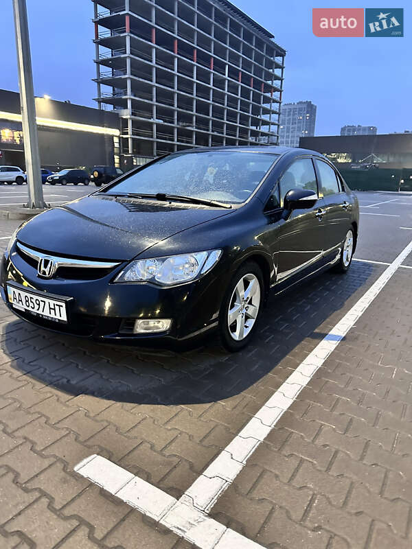 Седан Honda Civic 2008 в Киеве