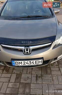 Седан Honda Civic 2008 в Ромнах