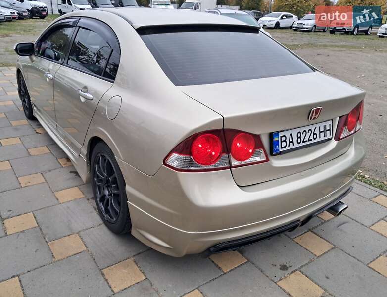 Седан Honda Civic 2006 в Буче
