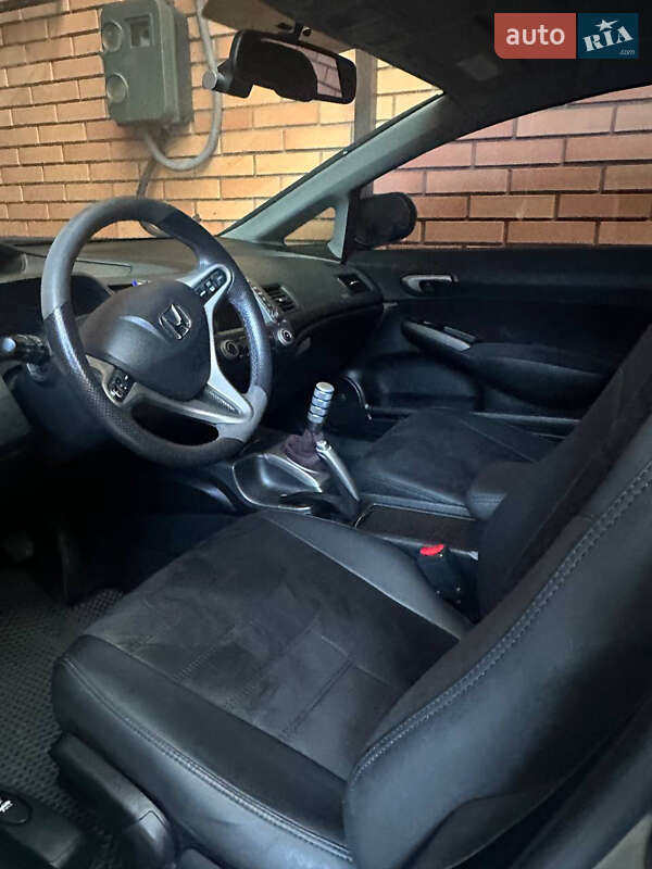 Седан Honda Civic 2007 в Дніпрі