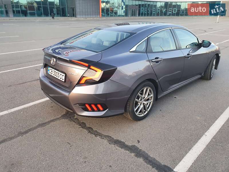 Седан Honda Civic 2017 в Чернігові