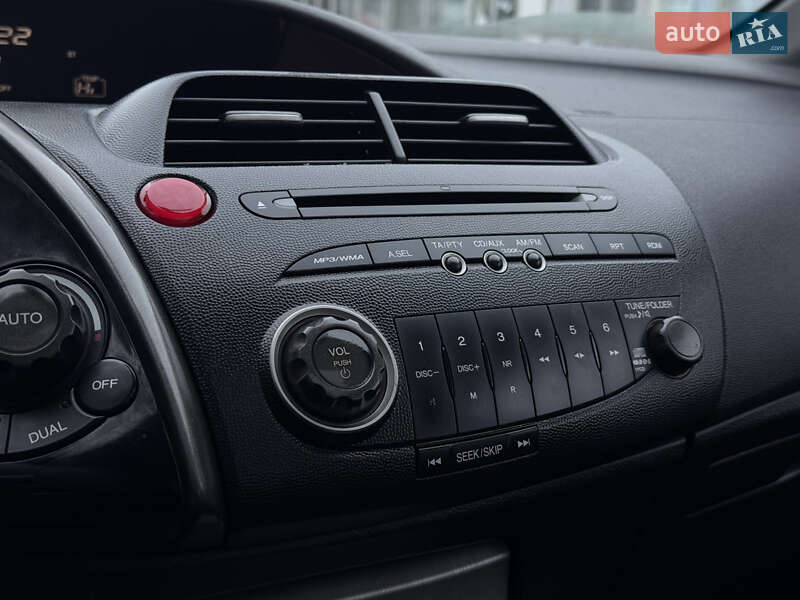 Хетчбек Honda Civic 2008 в Одесі фото 26 Хетчбек Honda Civic 2008 в Одесі