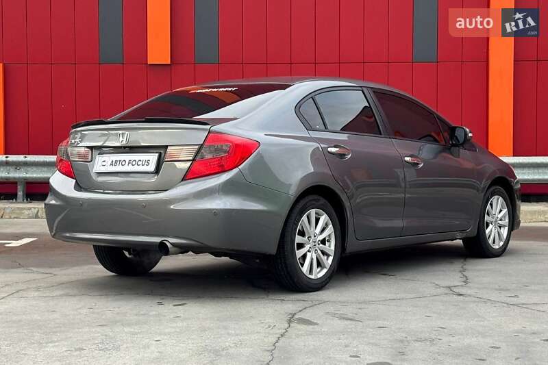 Седан Honda Civic 2012 в Києві