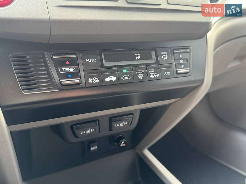 Седан Honda Civic 2012 в Києві