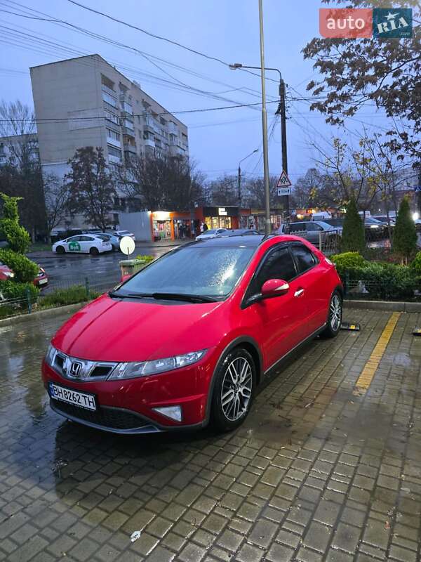 Хэтчбек Honda Civic 2009 в Одессе