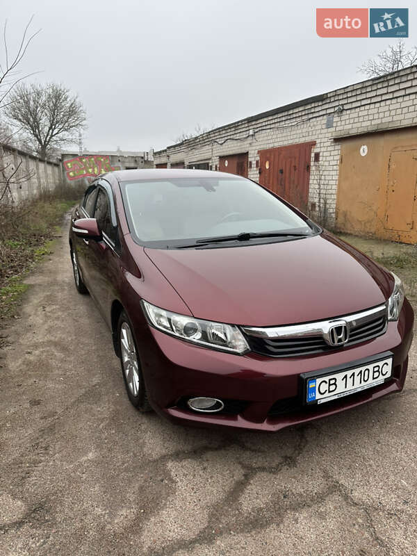 Седан Honda Civic 2012 в Чернігові