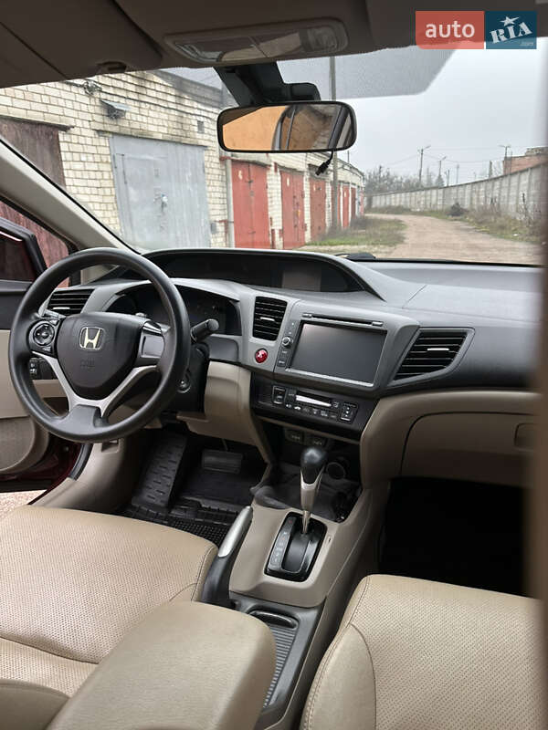 Седан Honda Civic 2012 в Чернігові