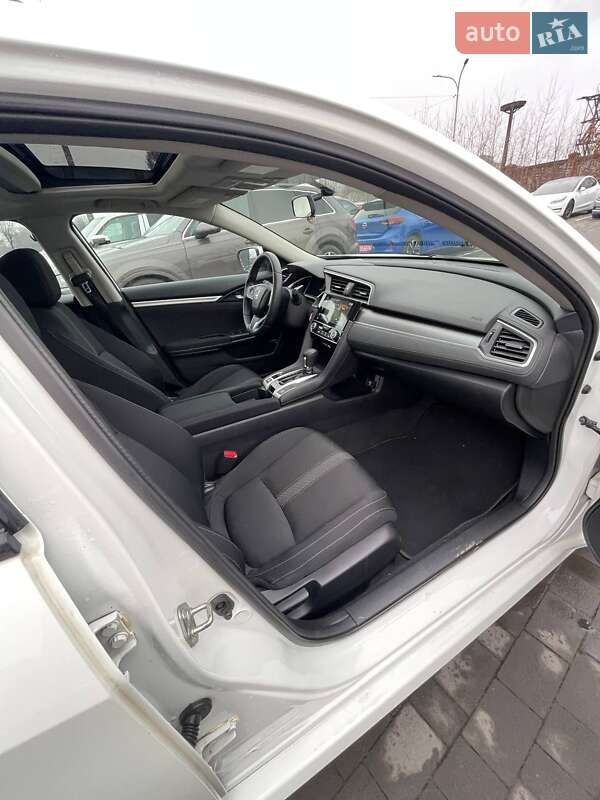 Седан Honda Civic 2018 в Львові фото 29 Седан Honda Civic 2018 в Львові