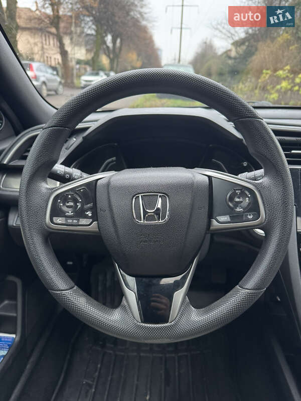 Хэтчбек Honda Civic 2019 в Львове