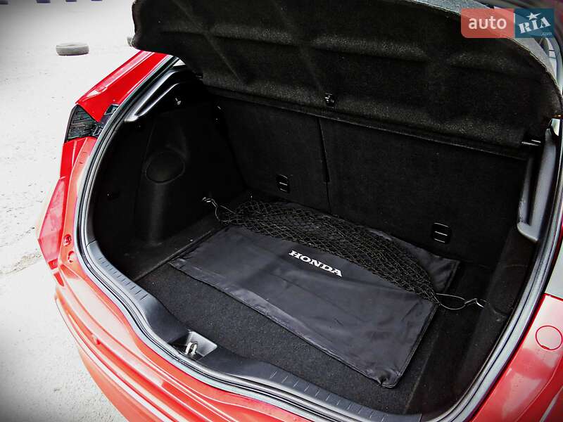 Хэтчбек Honda Civic 2010 в Черкассах фото 19 Хэтчбек Honda Civic 2010 в Черкассах