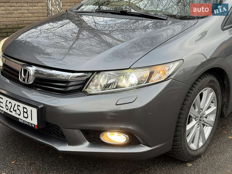 Седан Honda Civic 2012 в Киеве фото 5 Седан Honda Civic 2012 в Киеве
