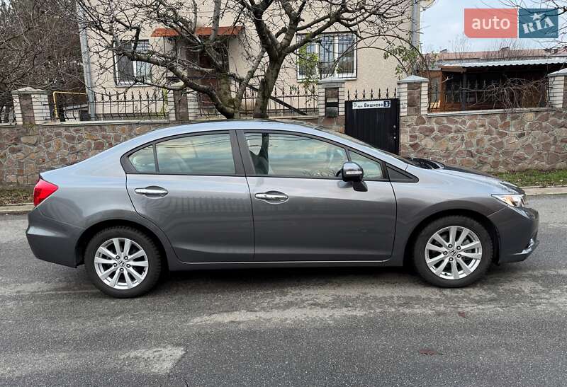 Седан Honda Civic 2012 в Киеве фото 22 Седан Honda Civic 2012 в Киеве