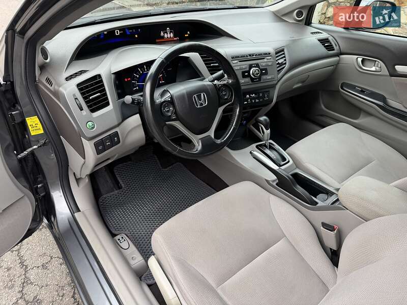 Седан Honda Civic 2012 в Киеве фото 27 Седан Honda Civic 2012 в Киеве