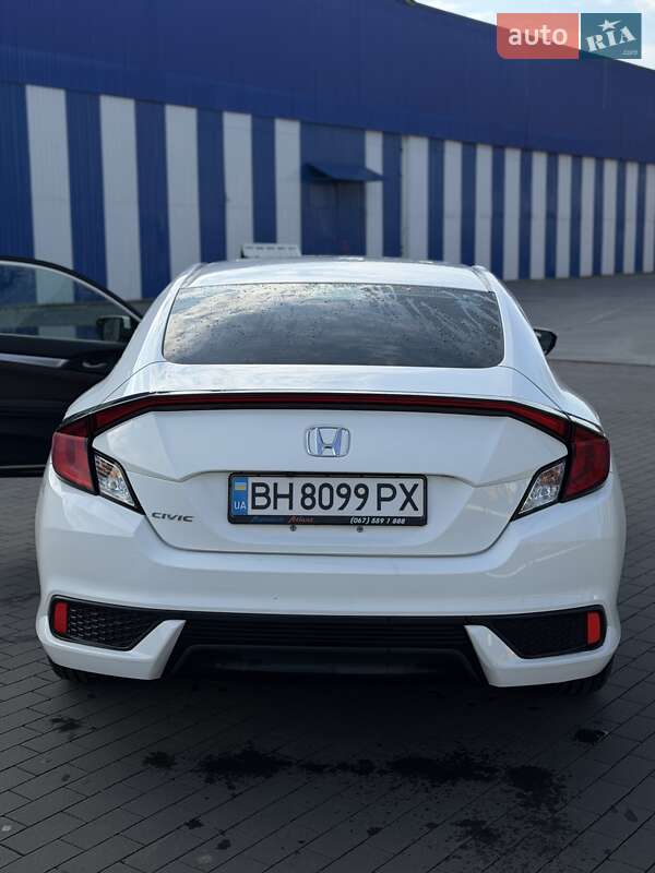 Купе Honda Civic 2016 в Одессе