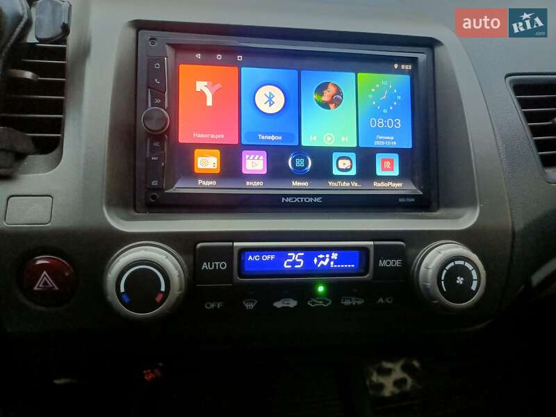 Седан Honda Civic 2009 в Дніпрі