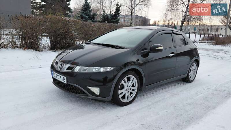Хетчбек Honda Civic 2010 в Харкові