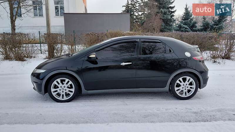 Хетчбек Honda Civic 2010 в Харкові