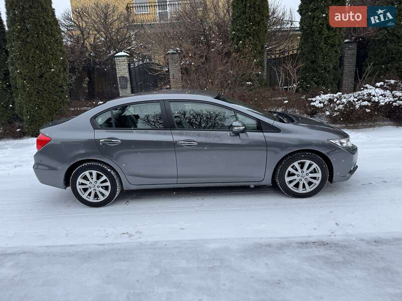Седан Honda Civic 2012 в Киеве фото 8 Седан Honda Civic 2012 в Киеве