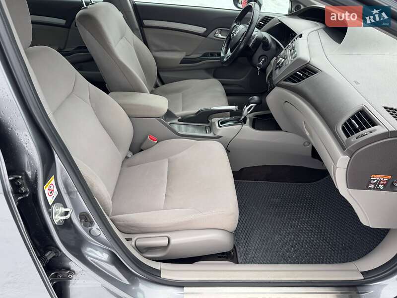 Седан Honda Civic 2012 в Киеве фото 32 Седан Honda Civic 2012 в Киеве