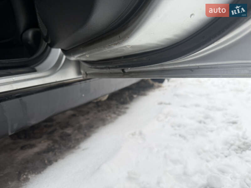 Хэтчбек Honda Civic 2007 в Кропивницком