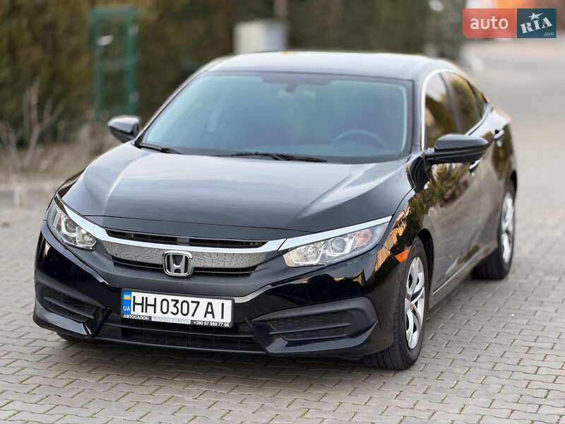 Седан Honda Civic 2018 в Одессе