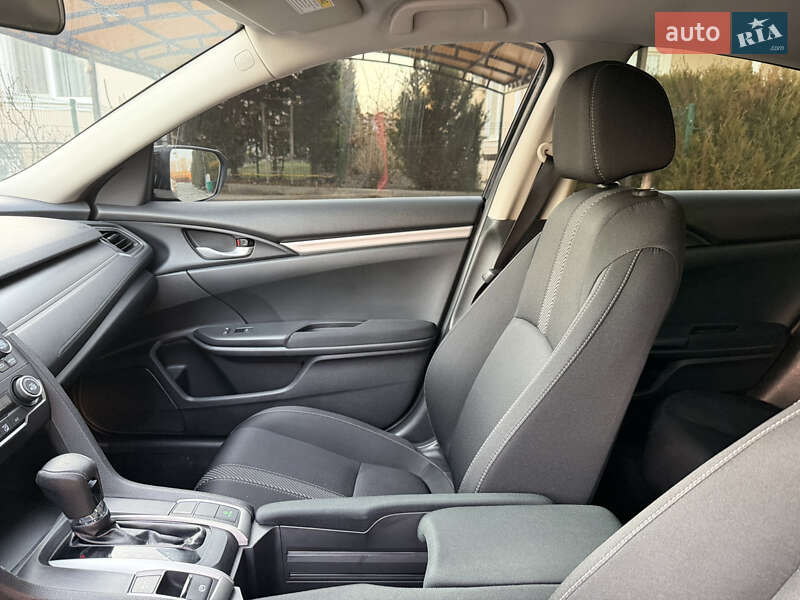 Седан Honda Civic 2018 в Одессе